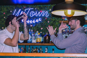Skaka, blanda och smutta: cocktailworkshop i gamla Nice