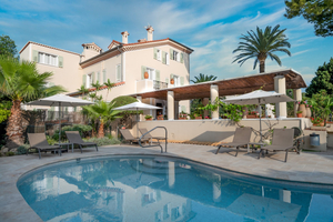 Hotel Mas Djoliba