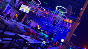 Bills Restaurant and Rooftop Lounge