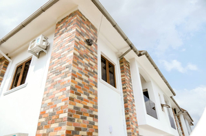 Dawn Emeka Holiday Home