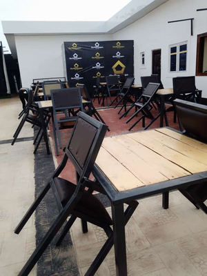 De PENTAGON Lounge