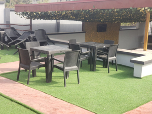 De Rose Mega Gardens and Lounge