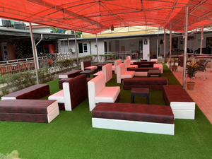 Deluxe Grill, Bar & Restaurant In Calabar