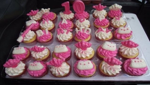 Divas Cake And Confections