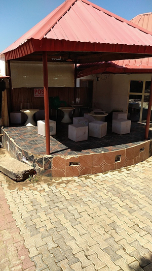 El-Don Tee Restaurant And Bar, New Karu
