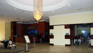 Hawthorn Suites