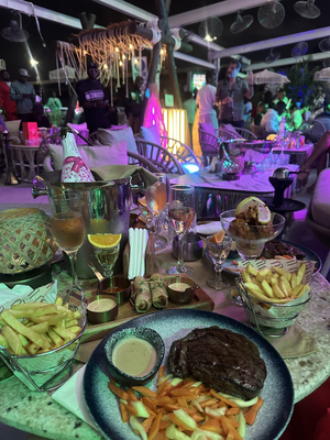 LuLu Beach Club