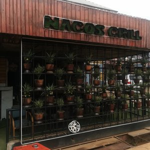 Nacos Grill & lounge