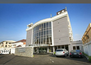 Summerset Continental Hotel