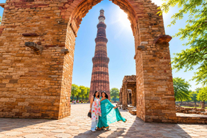 Delhi: tour privato della Vecchia e della Nuova Delhi con guida donna