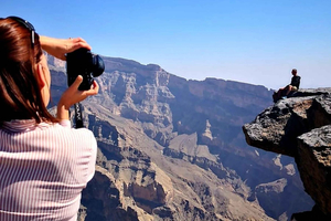 Ab Maskat: Tagestour zu Nizwa-Fort, Al Hamra & Jebel Shams