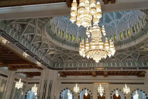 Muscat : Puolipäiväinen opastettu kaupunkikierros, jossa on nouto ja kyydinotto