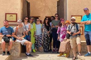 Masqat: Jaettu koko päivän kierros Nizwassa ja Jebel Akhdarissa