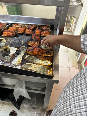 مطعم المحيط الزاخر
