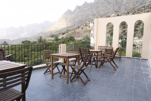 Hadash Guest House & Cafe