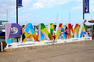 Panama City: Kanalen och de koloniala kyrkorna i Casco Antiguo