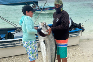 Pedasí: battuta di pesca di 1 giorno in barca con capitano