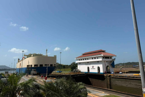 Tour privato del Canale di Panama con prelievo in hotel e guida locale