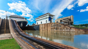 Miraflores Visitors Center