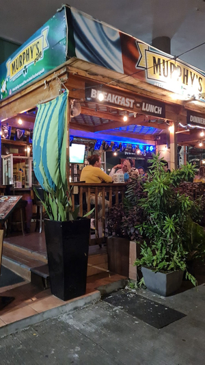 Murphy’s Bar Restaurant & Club
