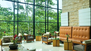 Radisson Summit Hotel y Golf