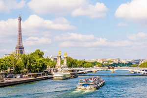 Bateaux-Mouches® Day or Evening Cruise & Audio Guide