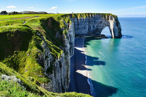 From Paris - Étretat Cliffs & Honfleur Port Full-Day Trip