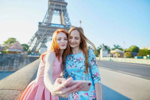 Parigi: Biglietto d'ingresso alla Torre Eiffel con accesso opzionale al Summit