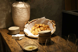 Paris : French wine tasting in Montmartre