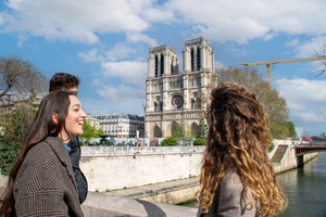 Paris: Notre-Dame Cathedral Private Morning Tour