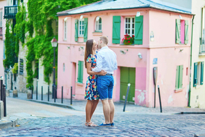 Parigi: Servizio fotografico privato a Montmartre con fascino parigino