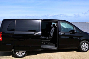 Private Van Transfer from CDG Airport to Paris