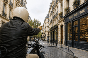 Retro Side-Car Tour in Paris+ River Cruise
