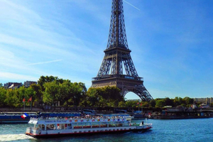 Guidet sightseeingcruise på Seinen med Vedettes du Pont Neuf