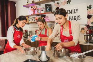 L'atelier officiel de préparation de macarons Emily in Paris
