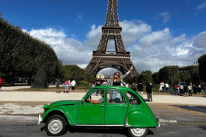 Parijs: bezoek aan de onmisbare monumenten in een 2CV (1 uur)
