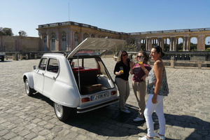 Versailles: 2 hours Citytour in vintage car & Extension Park