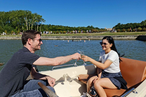 Versailles: Gardens Golf Cart Tour, Row Boat, and Champagne