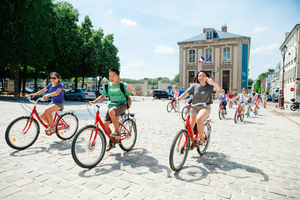 VIP Versailles Bike Tour & Kings Apartment Tour