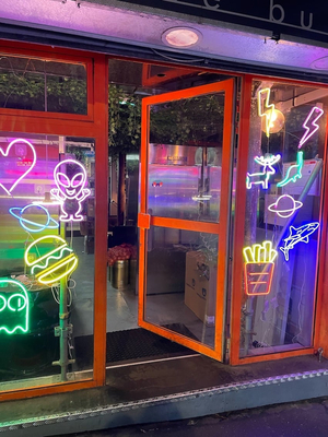 avec amour - le burger Belleville