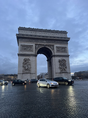 Hotel 33 Marbeuf Champs-Élysées Paris