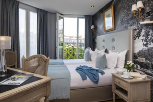 Hôtel Plaza Elysées