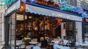Le Carré Élysée