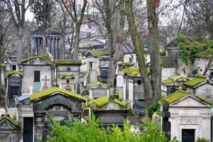 Pere Lachaise Cemetery Guided Tour