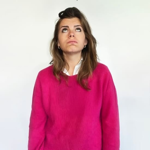 Nadia Richard in 'Warum ziehe ich Diejenigen an, die mir nicht gut tun?' im Théâtre BO Saint-Martin
