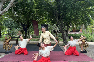 パッタヤー：タイ人のように踊る方法を学ぶ（タイ舞踊クラス）