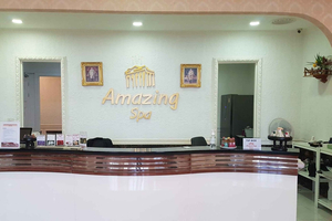 Massage, Thai Food Museum & 11-Course Meal
