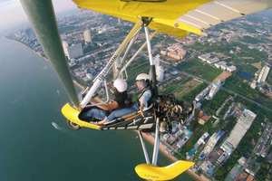 Pattaya i Thailand: Rundresor med ultralätta flygplan i Thailand med BFA