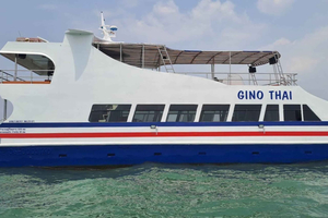 Snorkeling and Fishing Gino Thai Yacht Tour