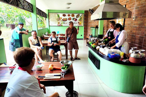 Thai Cooking Class with Botanical Garden Tour